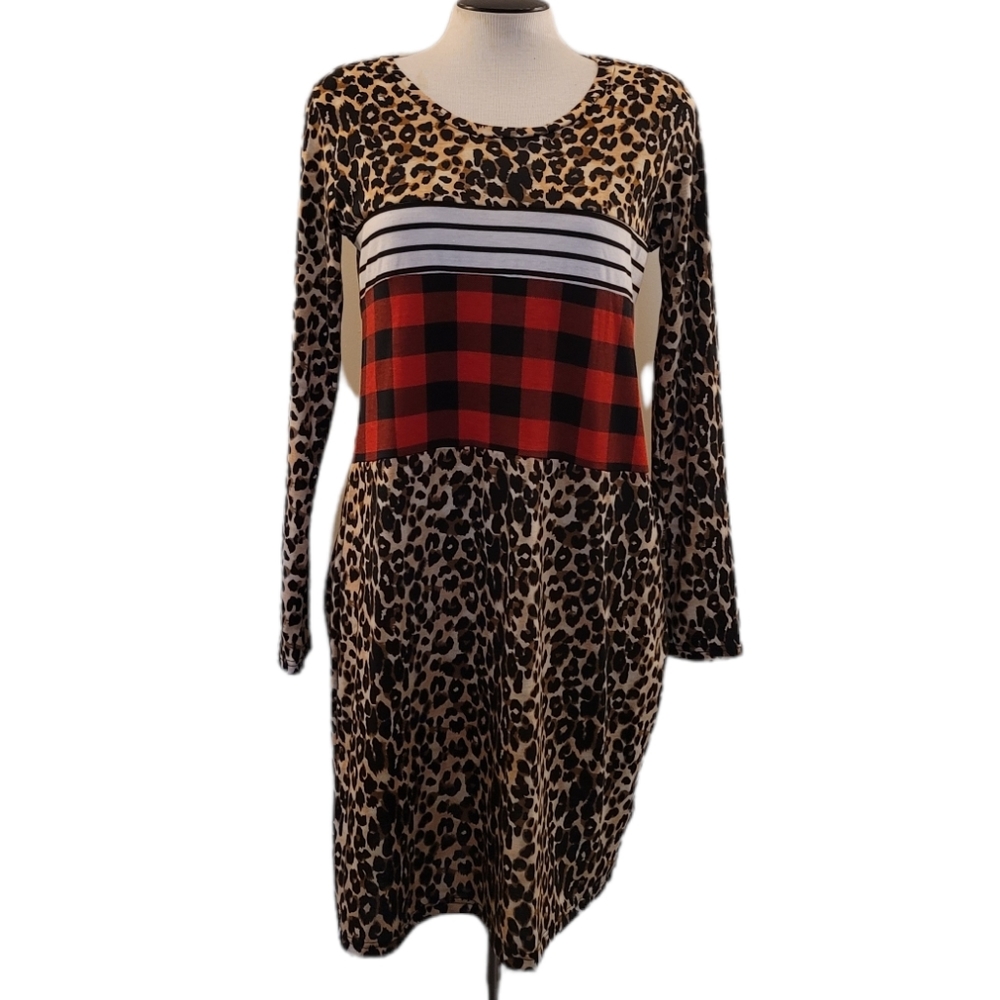NWT! Southern Stitch Checkered Animal Print Dress S